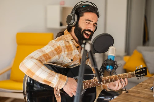 performing-song-inspired-man-amateur-music-singe-2025-02-21-01-53-42-utc